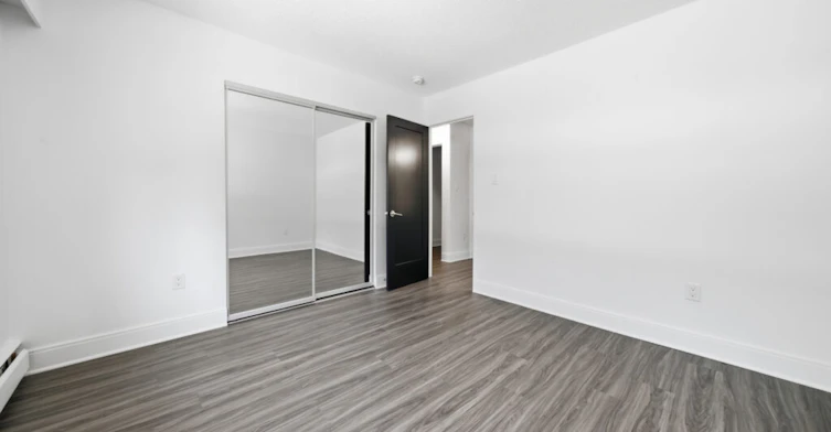 3703-3817 Princess Avenue, North Vancouver, BC, V7N 2E5 - 9
