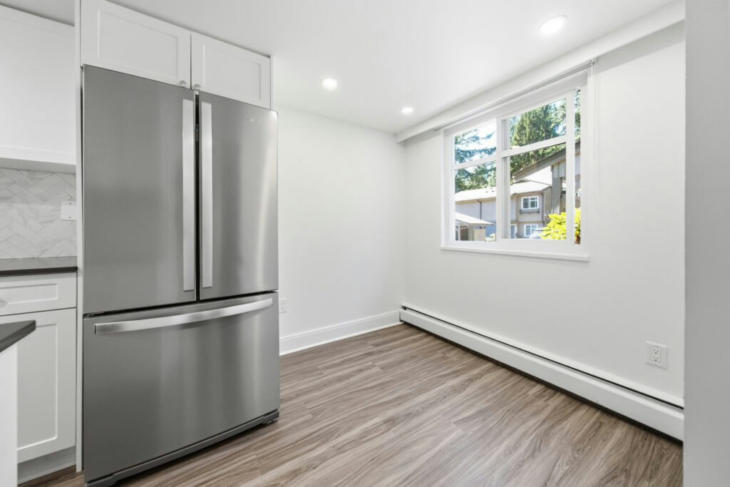 3703-3817 Princess Avenue, North Vancouver, BC, V7N 2E5 - 3