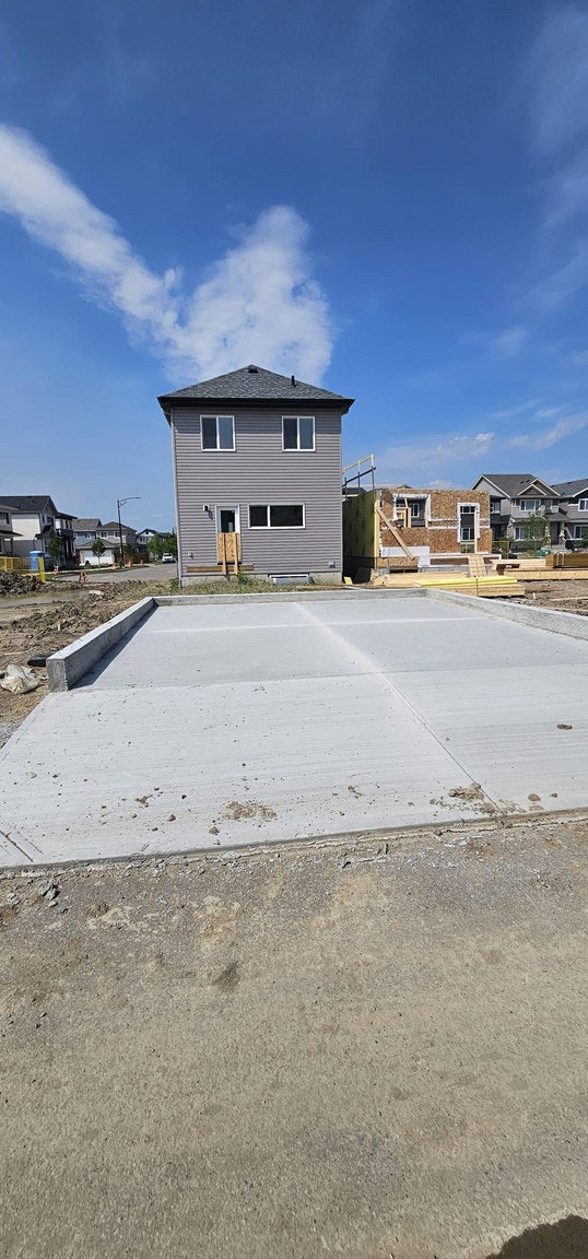 6285 175a Avenue Northwest, Edmonton, AB, T5Y 3N7 - 6