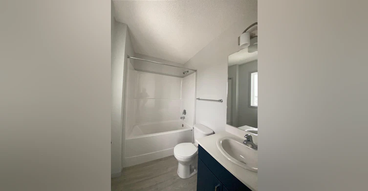 6285 175a Avenue Northwest, Edmonton, AB, T5Y 3N7 - 16
