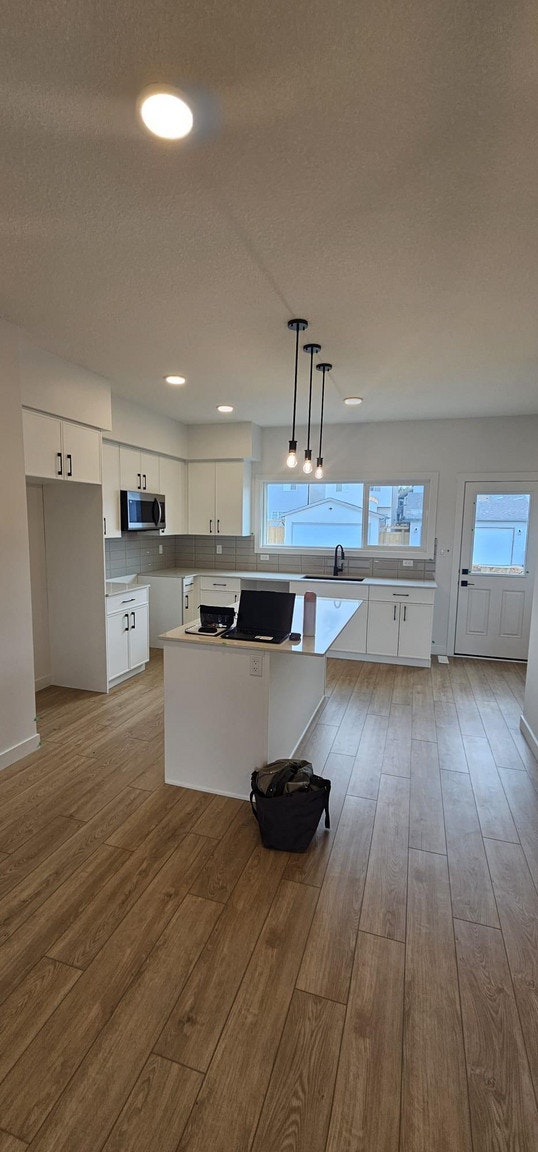 6285 175a Avenue Northwest, Edmonton, AB, T5Y 3N7 - 5