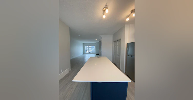 6285 175a Avenue Northwest, Edmonton, AB, T5Y 3N7 - 18