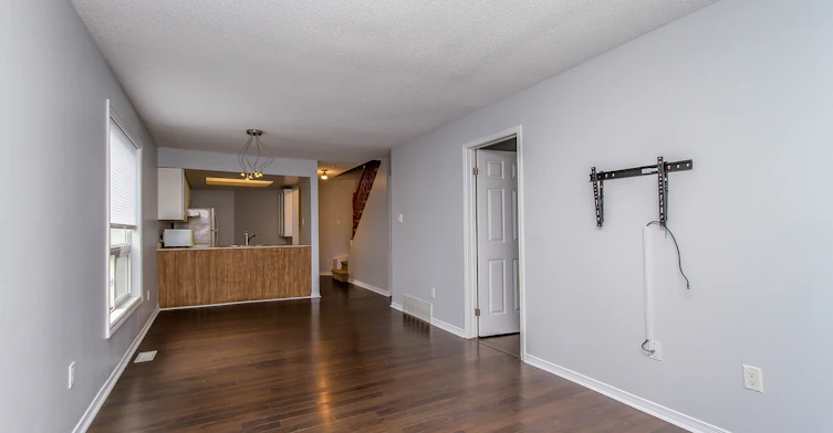 25 Wildpine Court, Ottawa, ON, K2S 1C6 - 5