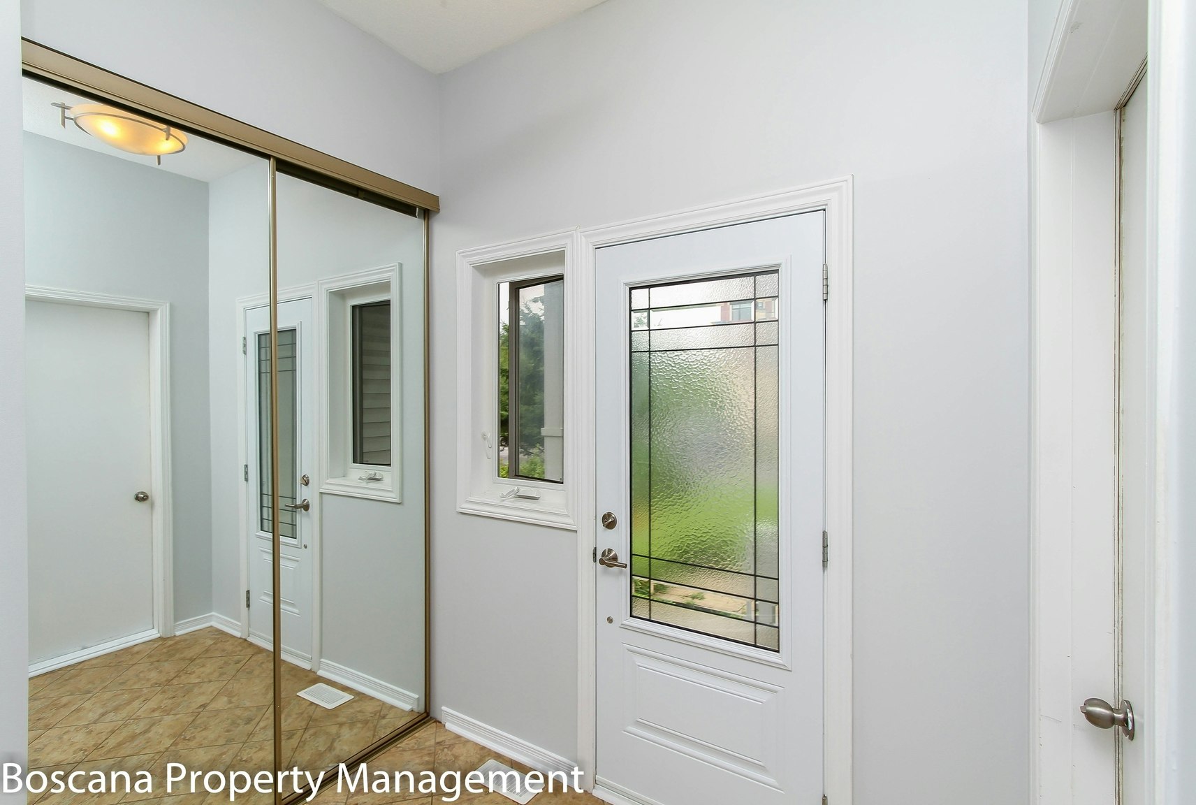25 Wildpine Court, Ottawa, ON, K2S 1C6 - 2