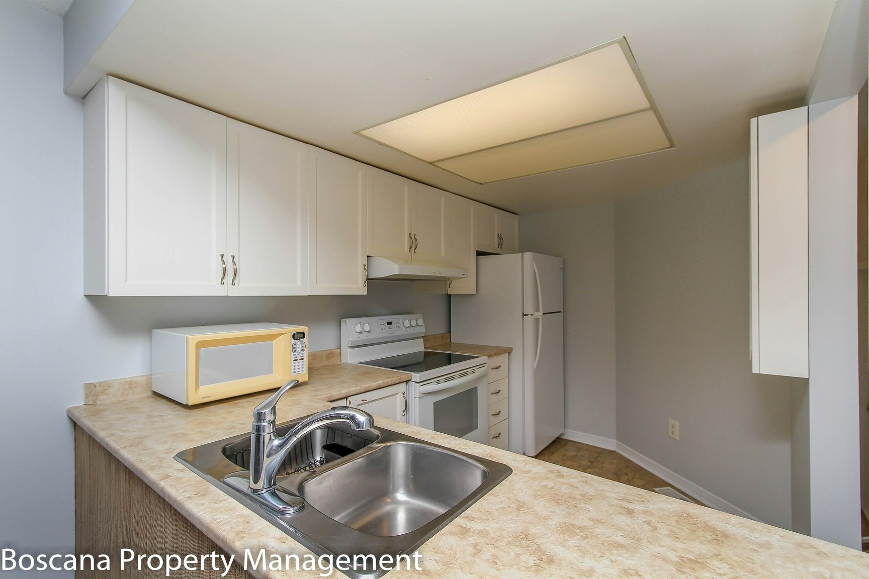 25 Wildpine Court, Ottawa, ON, K2S 1C6 - 6