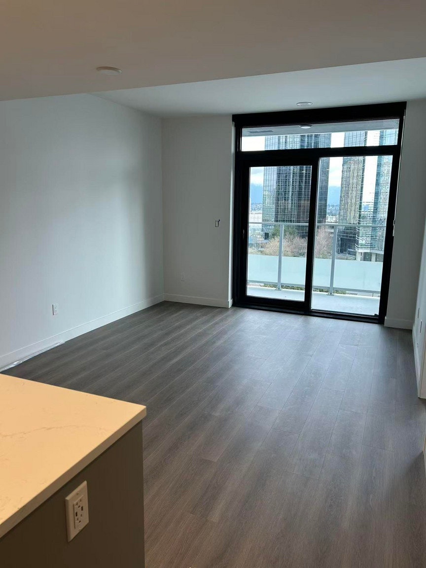 6608 Sussex Avenue, Burnaby, BC, V5H 0M3 - 2