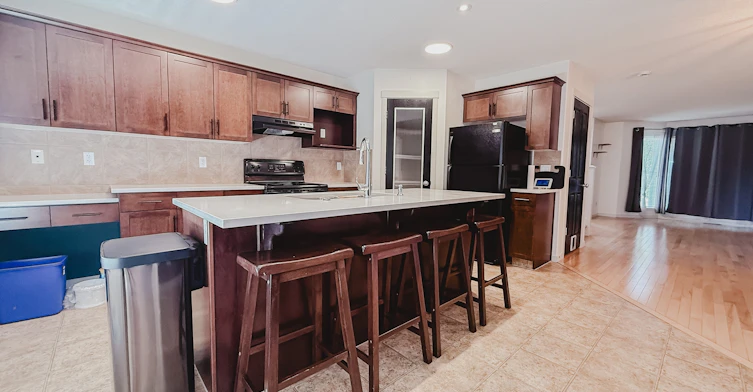 246 Cranberry Place Southeast, Calgary, AB, T3M 0G7 - 3