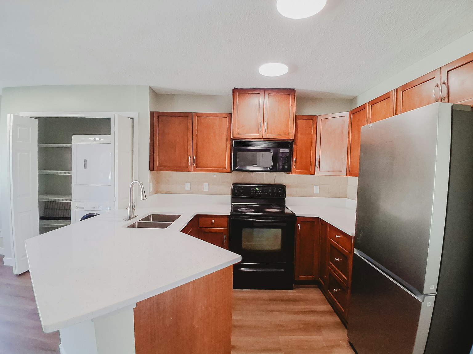 Upper-346 Saddlebrook Way Northeast, Calgary, AB, T3J 0B4 - 2