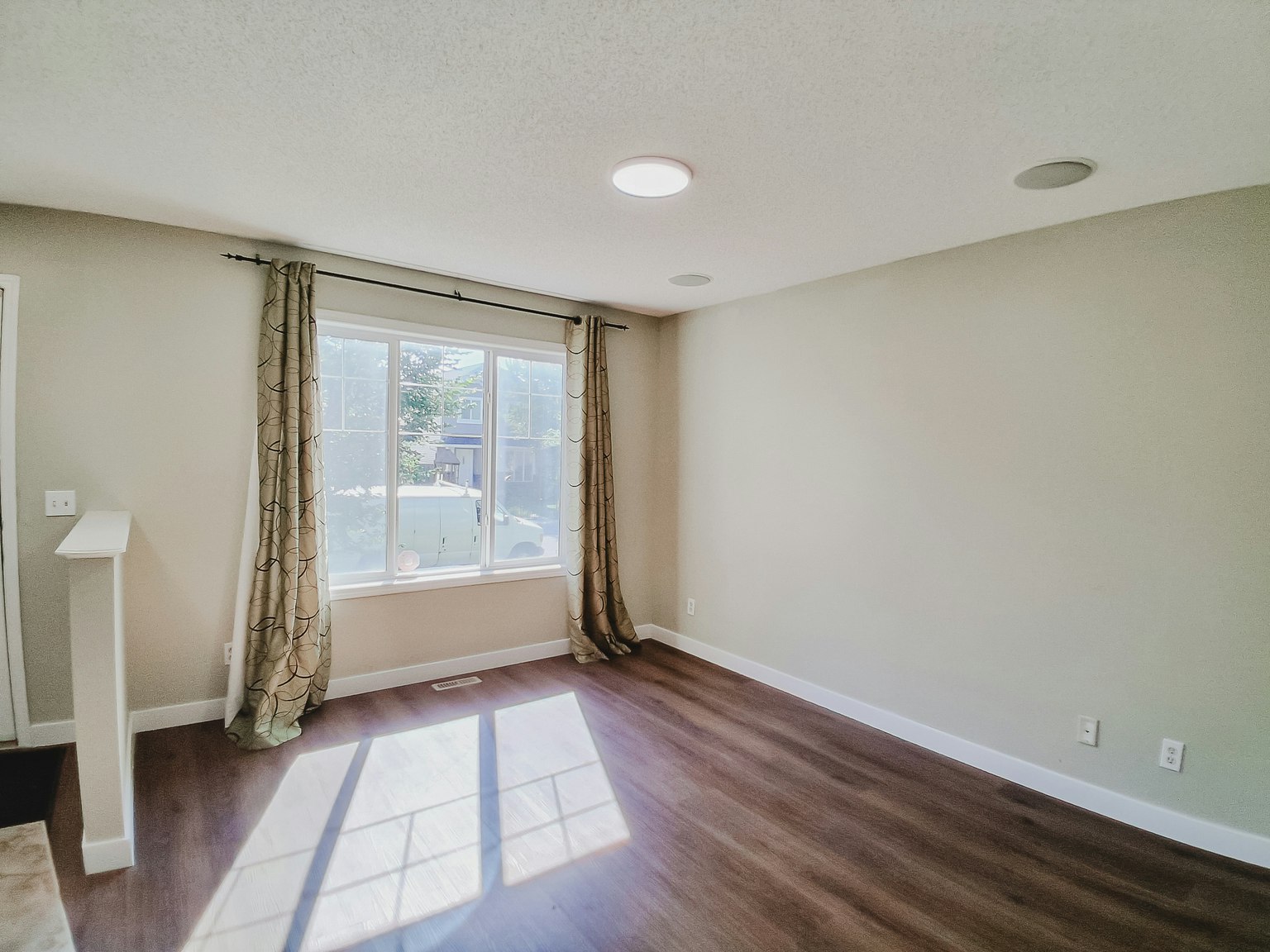 Upper-346 Saddlebrook Way Northeast, Calgary, AB, T3J 0B4 - 8