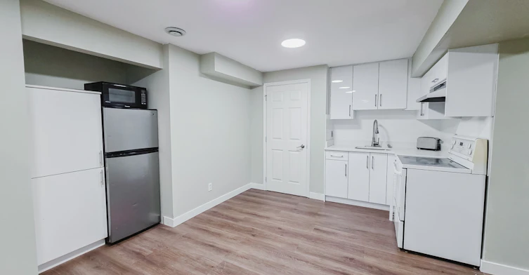 Lower-346 Saddlebrook Way Northeast, Calgary, AB, T3J 0B4 - 3