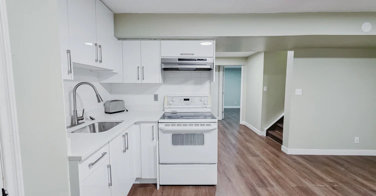 Lower-346 Saddlebrook Way Northeast, Calgary, AB, T3J 0B4 - 4