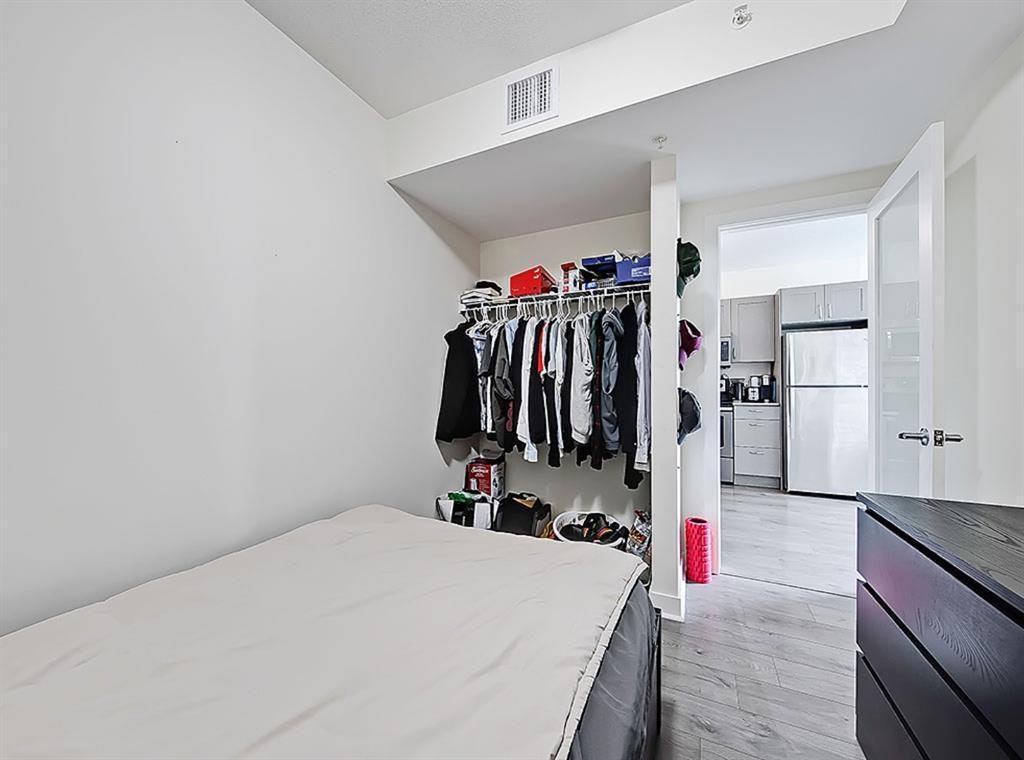 409-10 Brentwood Common Northwest, Calgary, AB, T2L 2L6 - 12