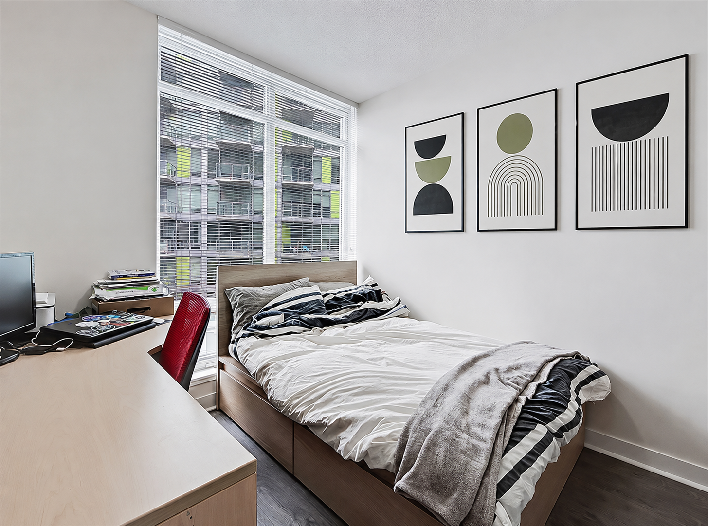 409-10 Brentwood Common Northwest, Calgary, AB, T2L 2L6 - 7