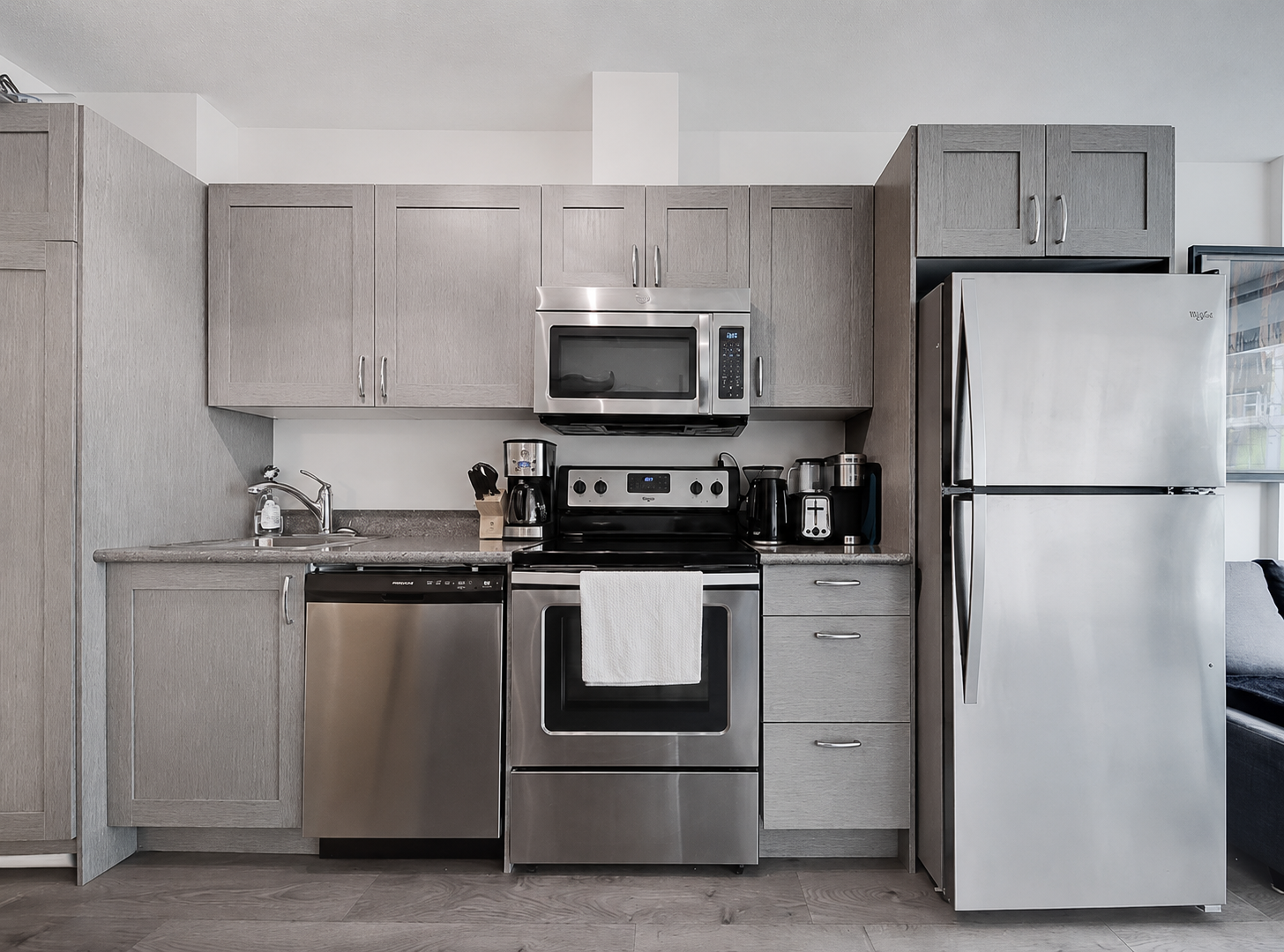 409-10 Brentwood Common Northwest, Calgary, AB, T2L 2L6 - 5