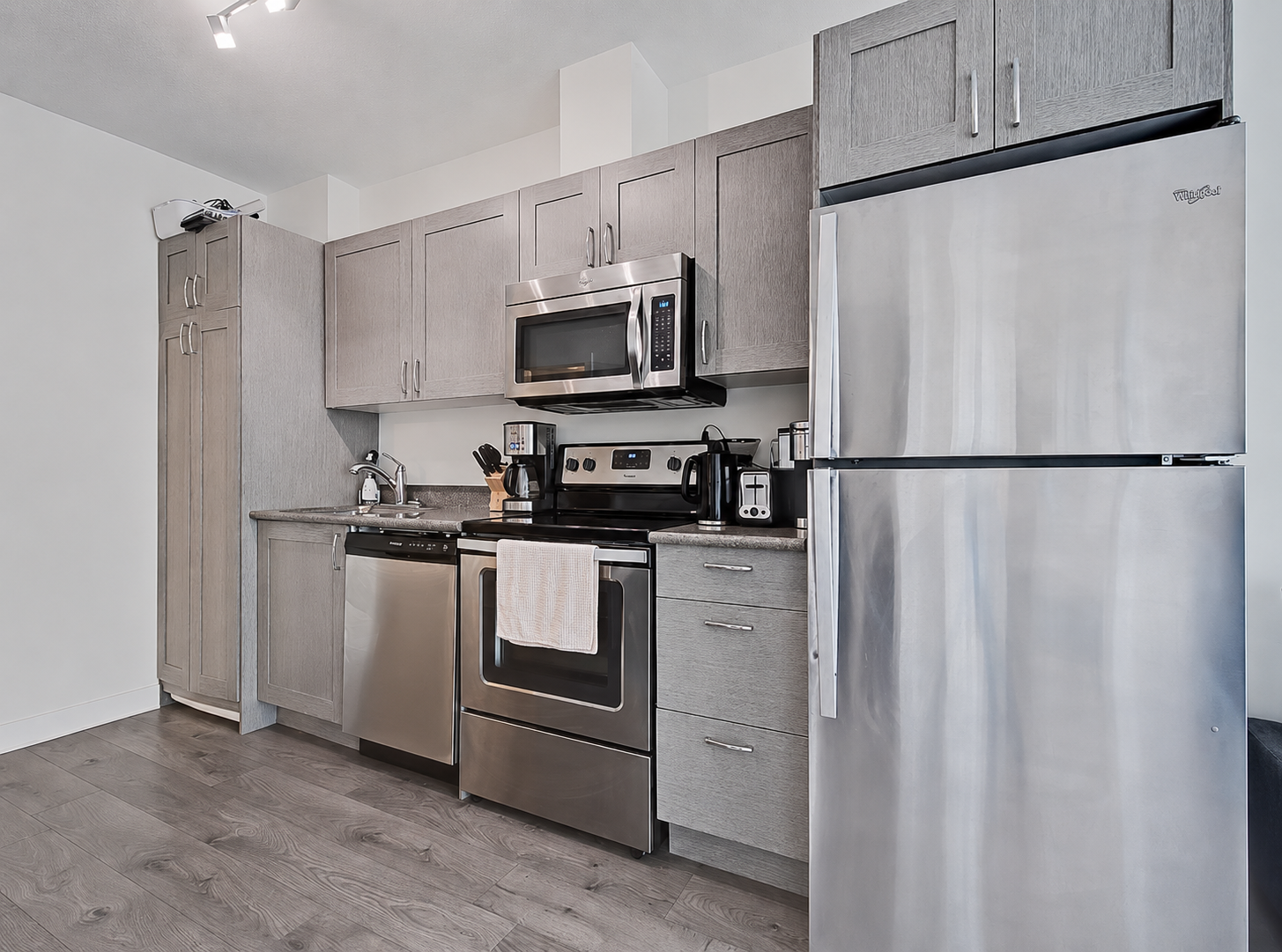 409-10 Brentwood Common Northwest, Calgary, AB, T2L 2L6 - 6