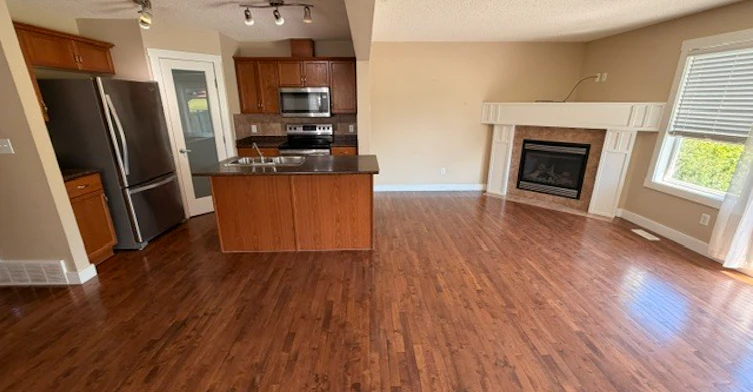 3715 11 Street Nw, Edmonton, AB, T6T 0E8 - 7