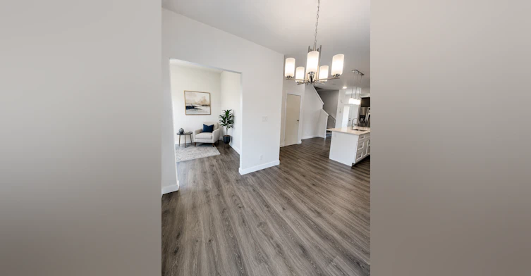 9384 221 Street Northwest, Edmonton, AB, T5T 1N1 - 7