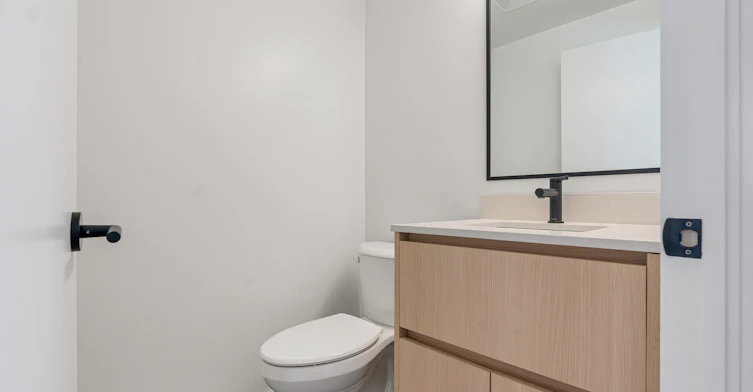 619 - Penthouse - 31 Huron St-31 Huron Street, Collingwood, ON, L9Y 5T7 - 7
