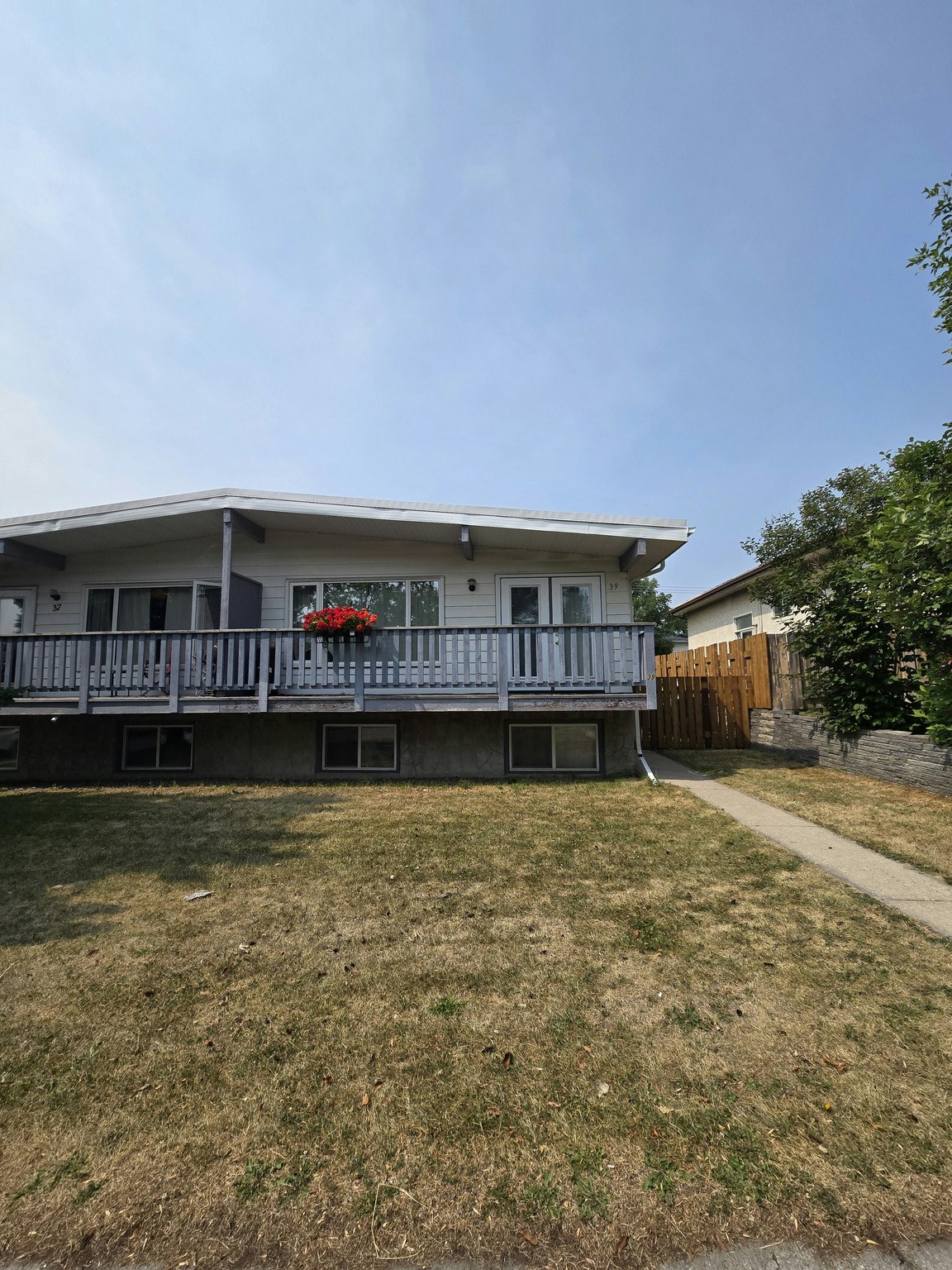 39-39 Dalton Bay Northwest, Calgary, AB, T3A 1H7