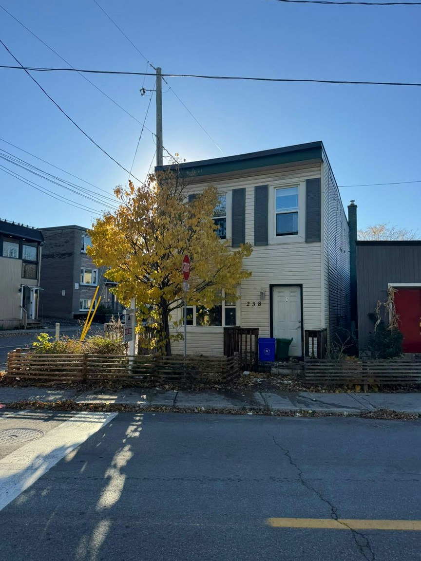 4-238 Marier Avenue, Ottawa, ON, K1L 5R3