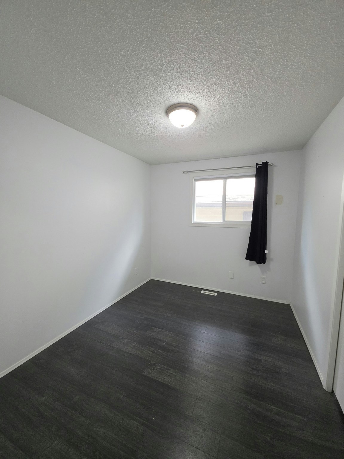 M-2825 12 Avenue Southeast, Calgary, AB, T2A 0G5 - 13