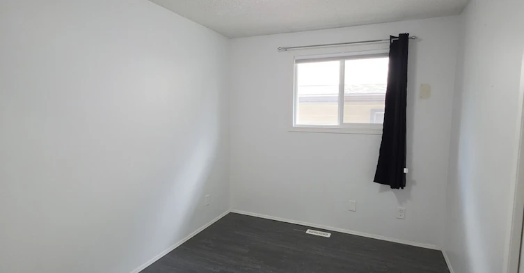 M-2825 12 Avenue Southeast, Calgary, AB, T2A 0G5 - 13