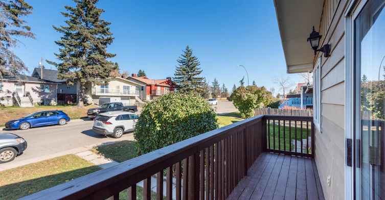 M-2825 12 Avenue Southeast, Calgary, AB, T2A 0G5
