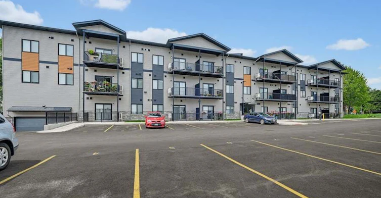 101-2380 Cleroux Crescent, Ottawa, ON, K1W 1A2 - 12