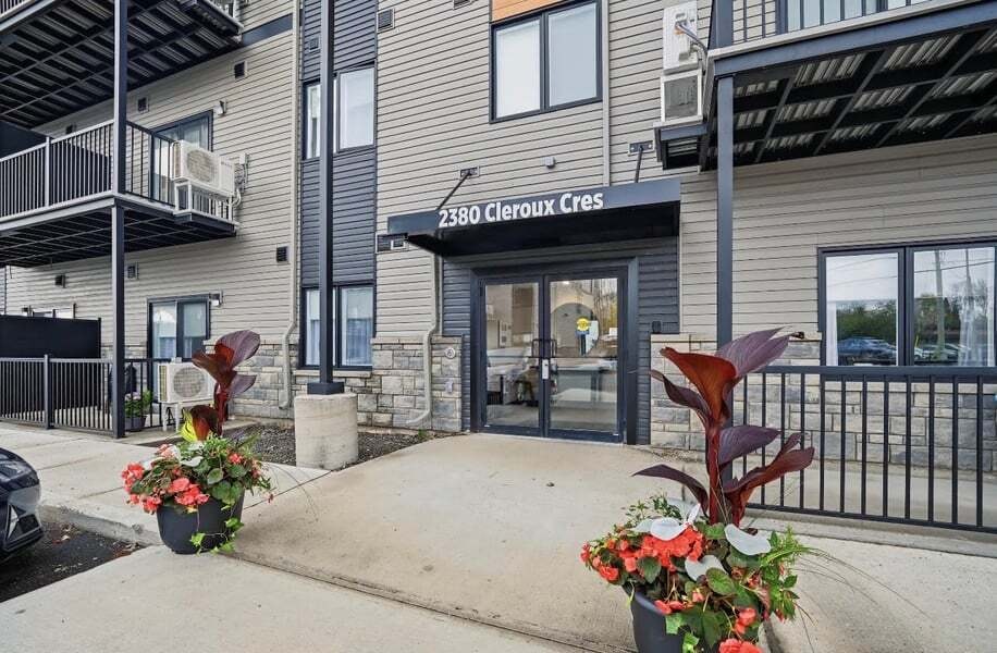 101-2380 Cleroux Crescent, Ottawa, ON, K1W 1A2