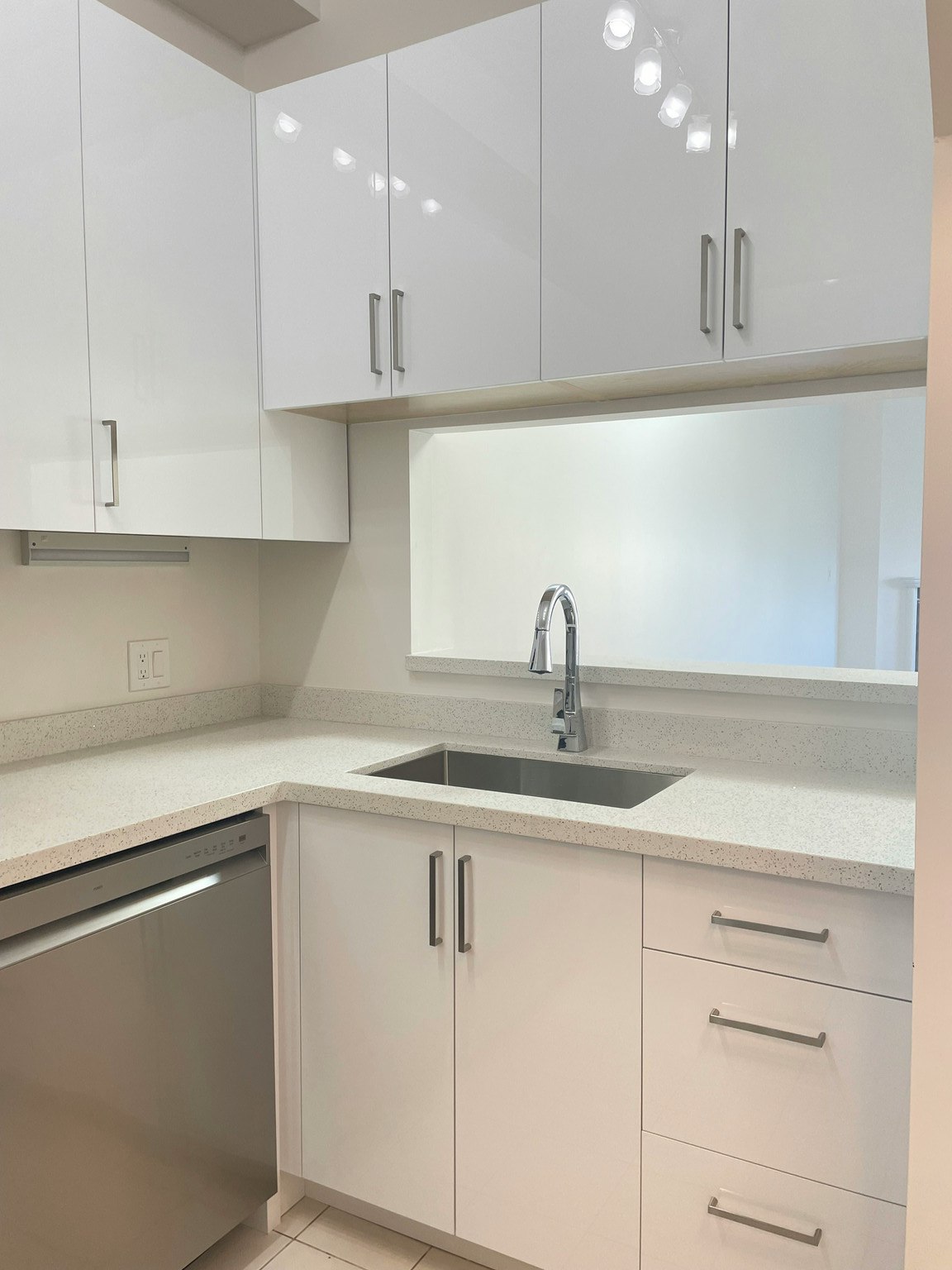 412-1236 West 8th Avenue, Vancouver, BC, V6H 3Y9 - 9