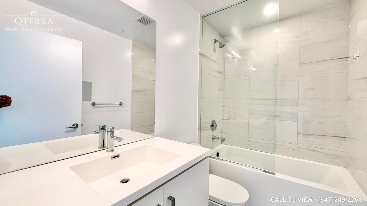 1217-10 Honeycrisp Crescent, Vaughan, ON, L4K 0M7 - 5