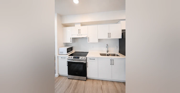 130 Hawks Ridge Boulevard Northwest, Edmonton, AB, T5S 2B9 - 4