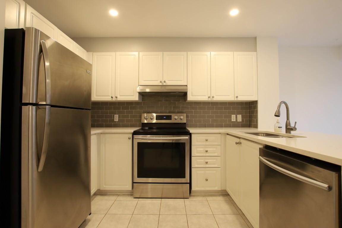 436-436 Hillsboro Private, Ottawa, ON, K2M 3A8 - 3