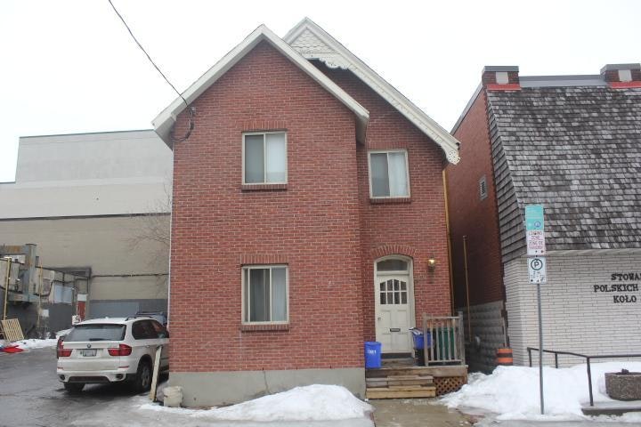 4-381 Waverley Street, Ottawa, ON, K2P 0W4