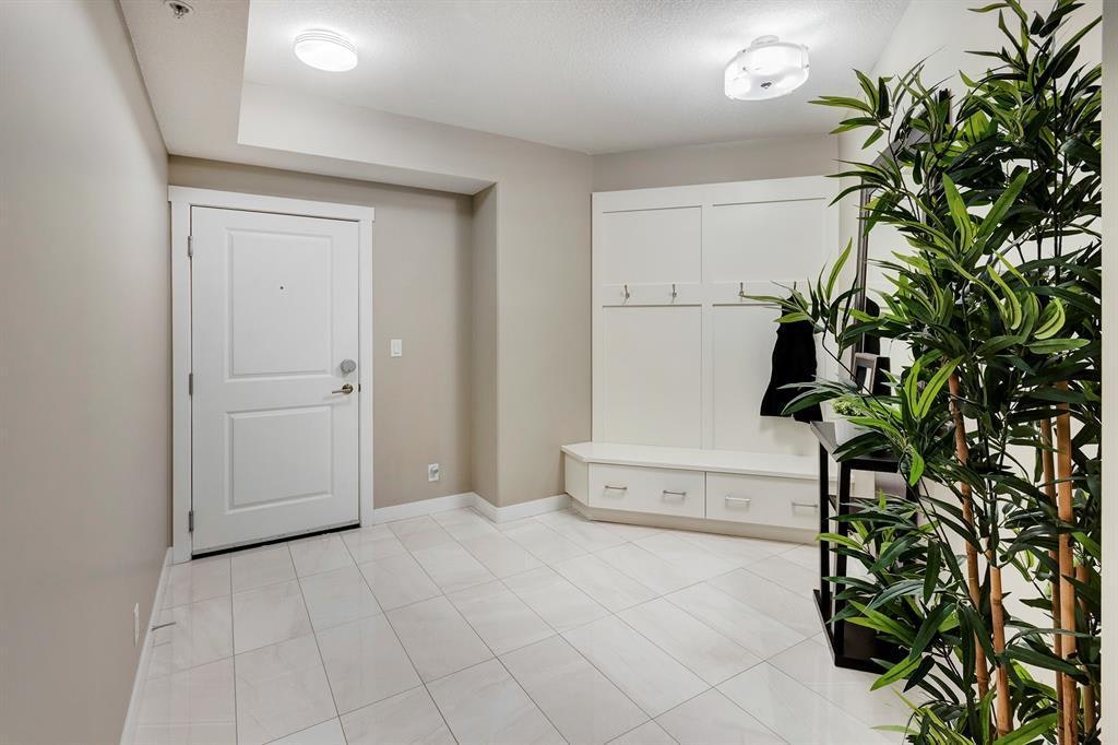 102-32 Varsity Estates Circle Northwest, Calgary, AB, T3A 2Y1 - 5
