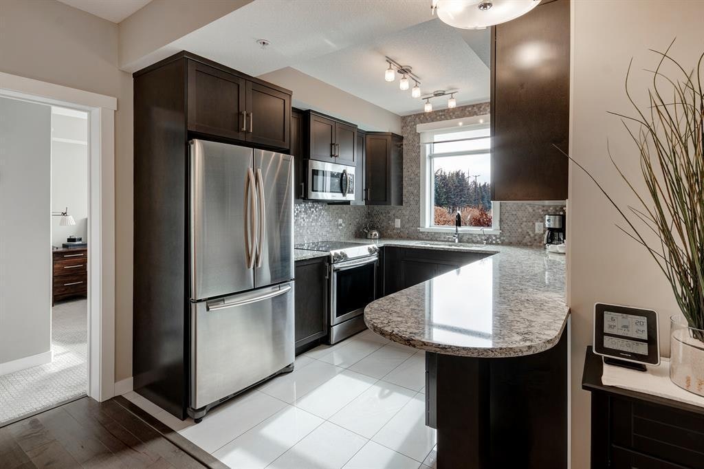 102-32 Varsity Estates Circle Northwest, Calgary, AB, T3A 2Y1 - 13