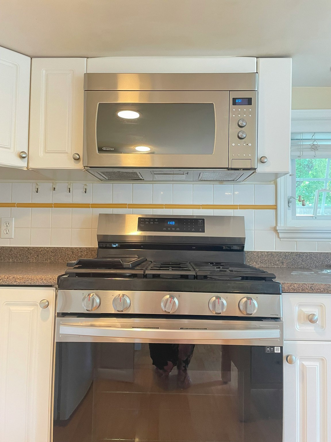 3008 West 37th Avenue, Vancouver, BC, V6N 2V2 - 3