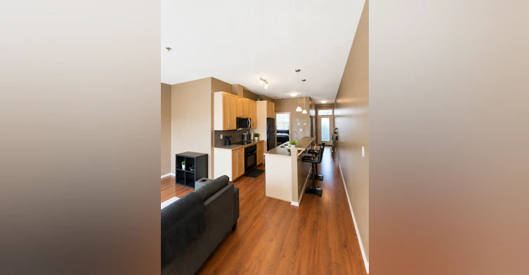 4831 104a Street Northwest, Edmonton, AB, T6H 0R5 - 9