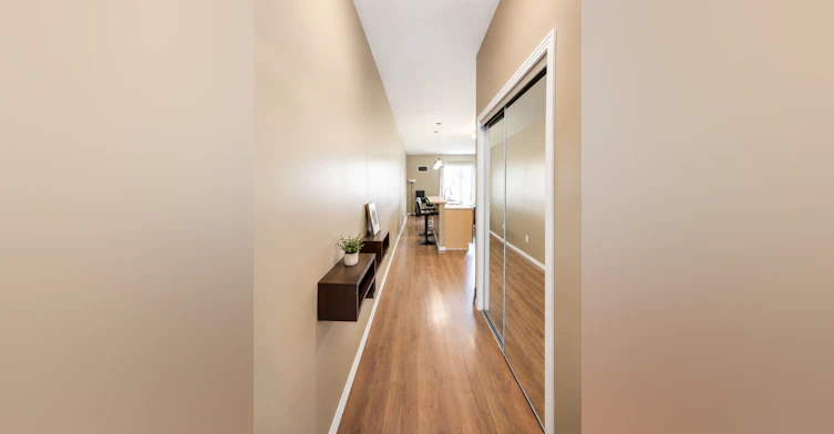 4831 104a Street Northwest, Edmonton, AB, T6H 0R5 - 3