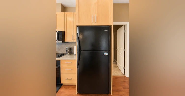 4831 104a Street Northwest, Edmonton, AB, T6H 0R5 - 11