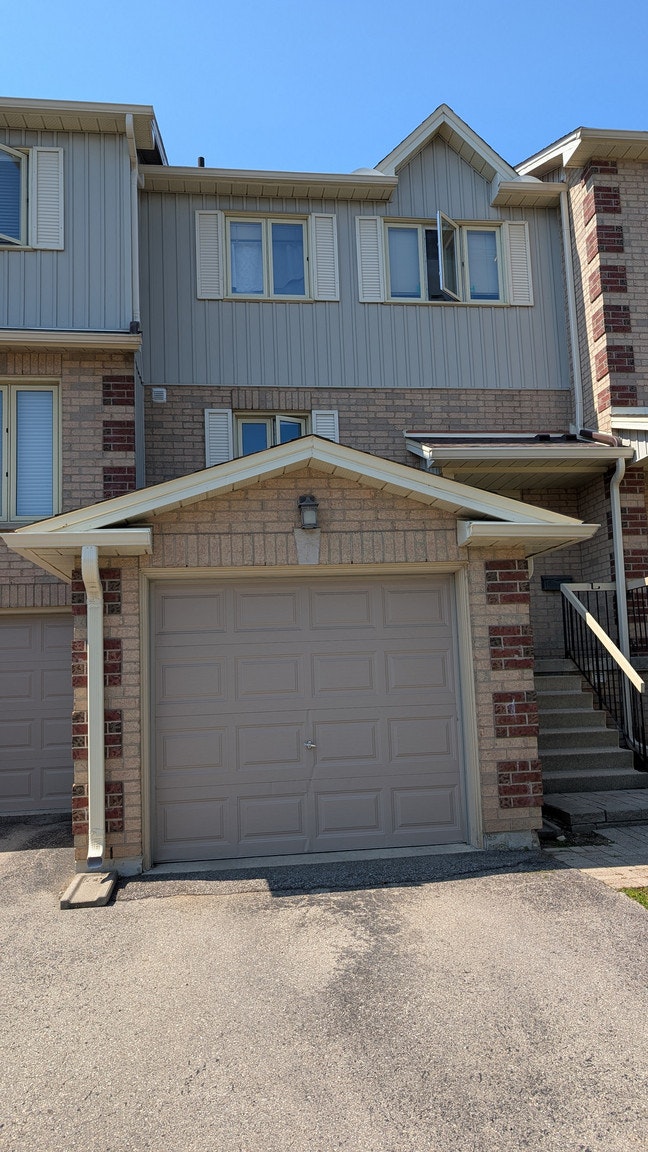 302 College Avenue West, Guelph, ON, N1G 4T6
