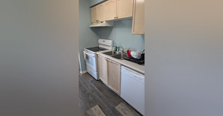 302 College Avenue West, Guelph, ON, N1G 4T6 - 2