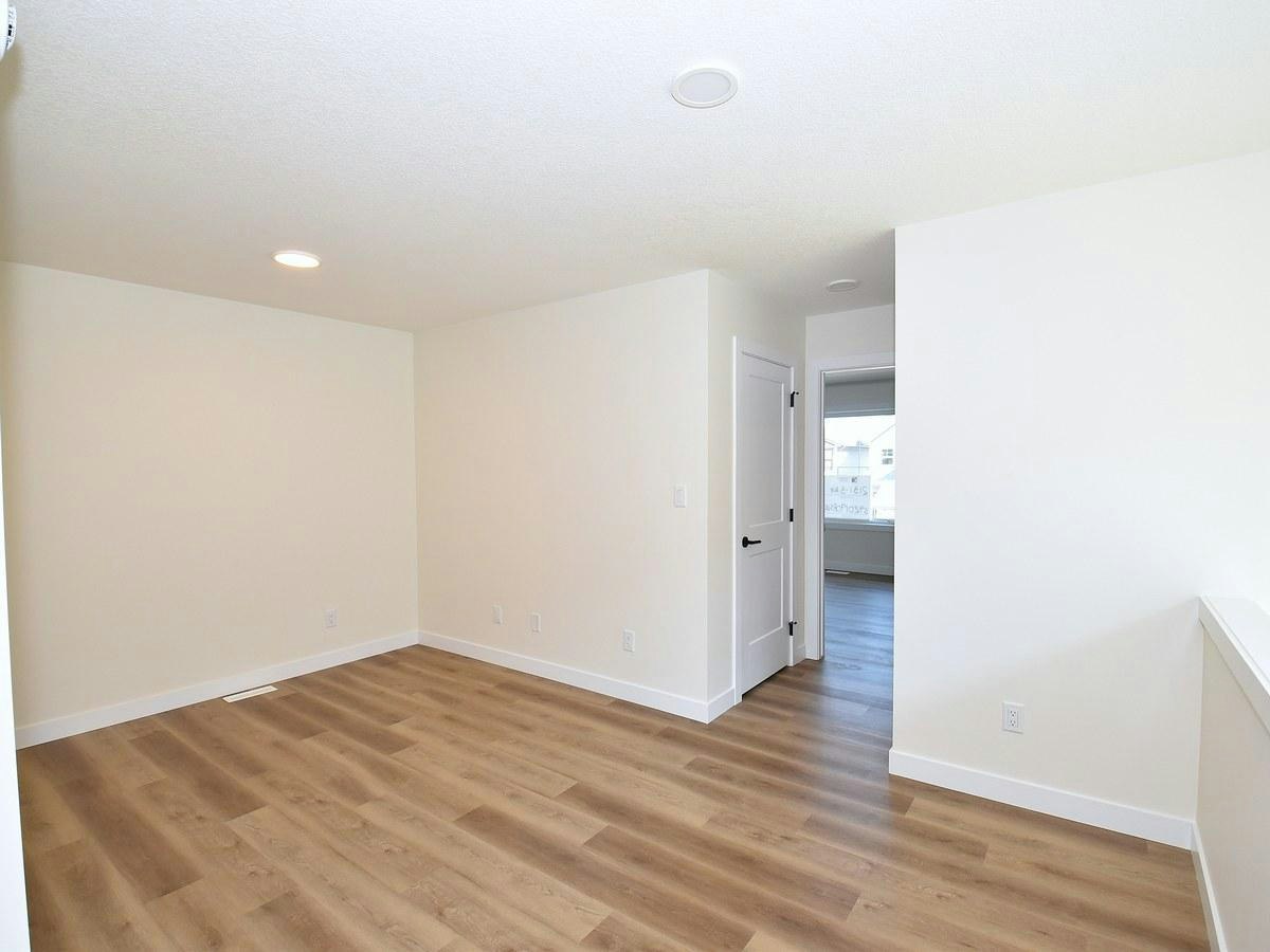2133b-2131 5th Avenue Southwest, Edmonton, AB, T6X 3L9 - 30