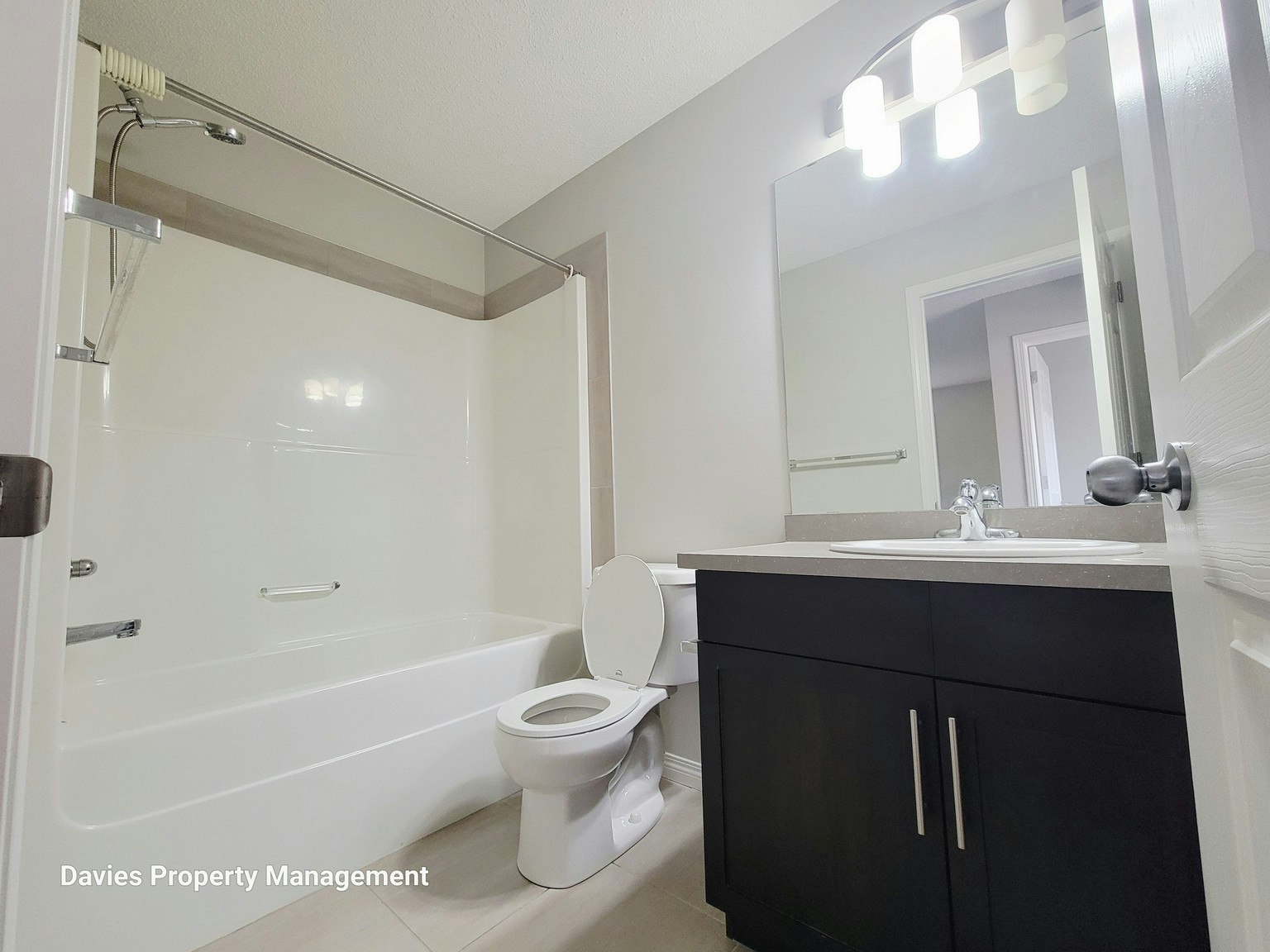 2792 Coughlan Green Southwest, Edmonton, AB, T6W 3P1 - 17