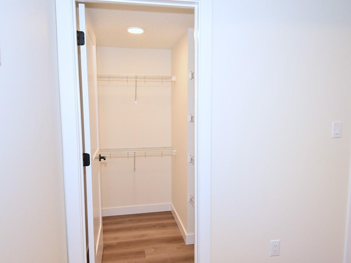2133b-2133 5th Avenue Southwest, Edmonton, AB, T6X 3L9 - 11