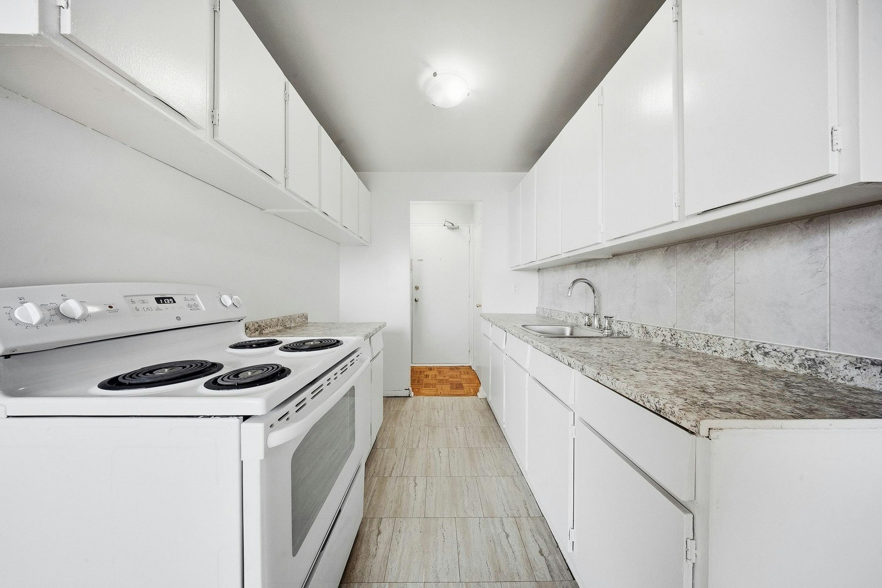 401-2275 Victoria Park Avenue, Toronto, ON, M1R 1W4 - 3