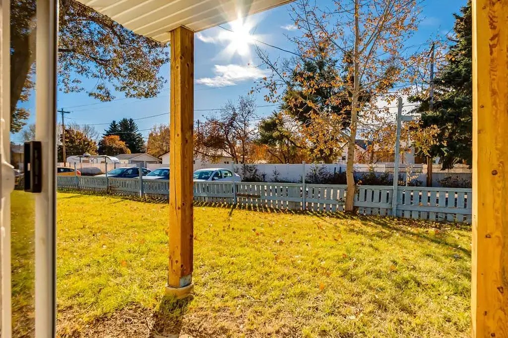 202-1011 Cassils Road West, Brooks, AB, T1R 1A7 - 8