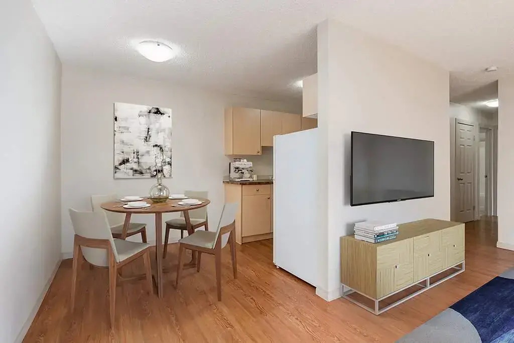 202-1011 Cassils Road West, Brooks, AB, T1R 1A7 - 2