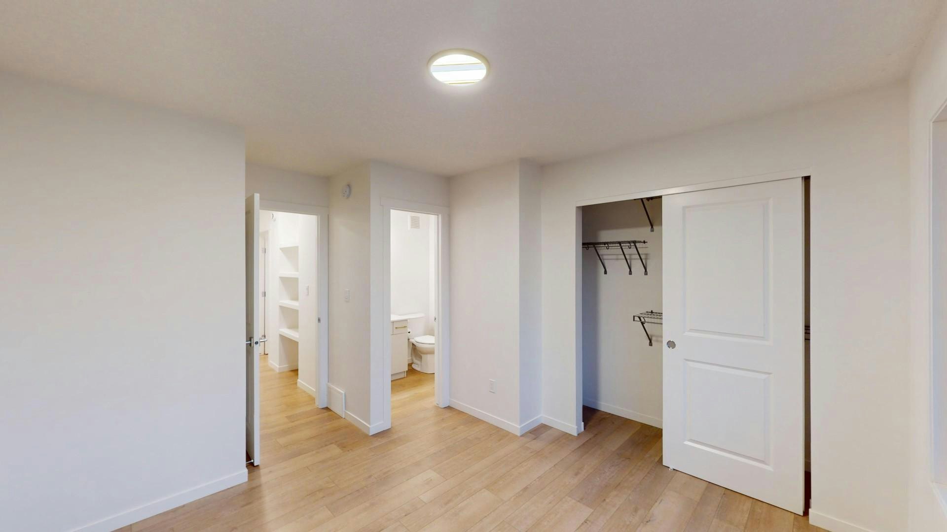 7032 Rosenthal Drive Northwest, Edmonton, AB, T5T 7L4 - 10