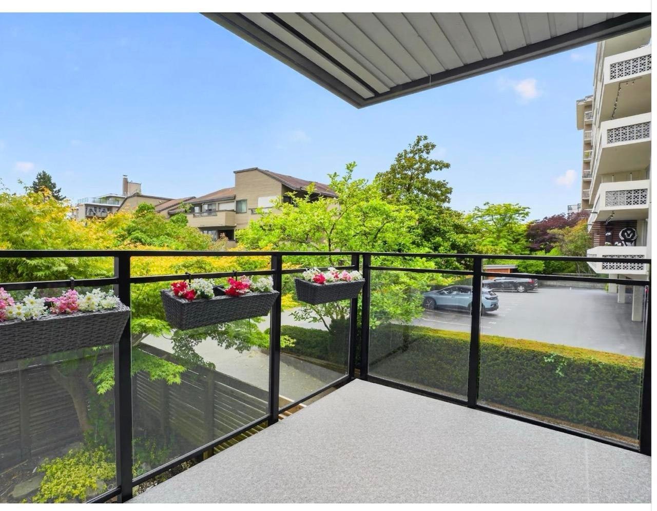 1340 Duchess Avenue, West Vancouver, BC, V7T 1H6 - 9
